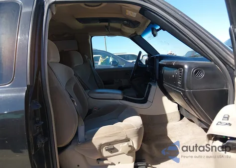 2002 GMC Sierra 1500 Sle z USA, uszkodzony, nr VIN 2GTEC19TX21116104